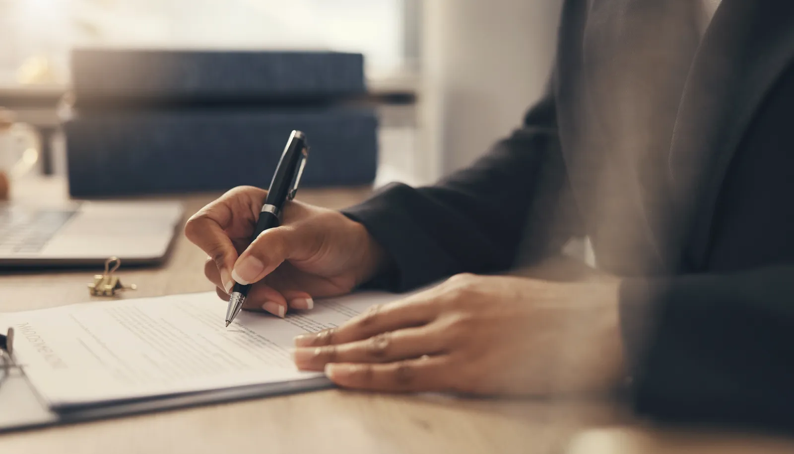Créer un site web avocat : guide complet