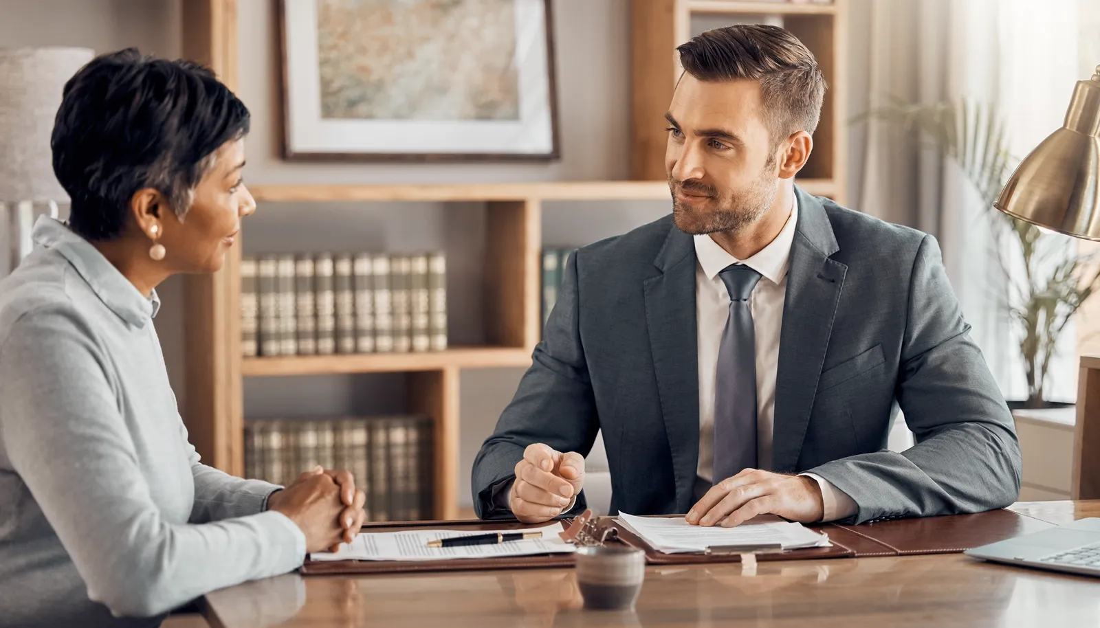 Solutions de prise de rendez-vous pour cabinet d'avocat